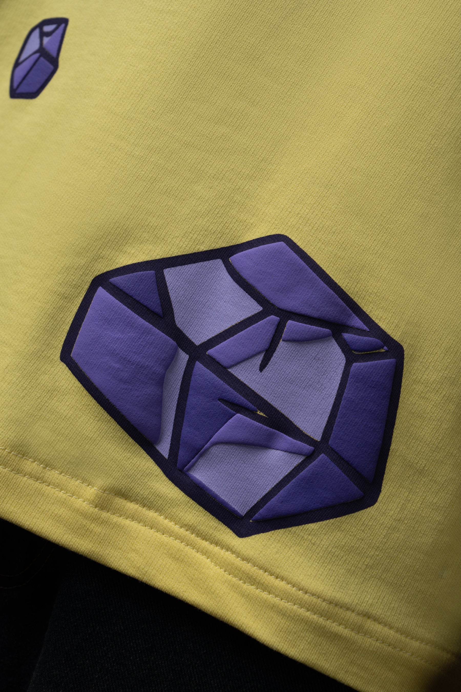 CANARY YELLOW NIKE - 240GSM